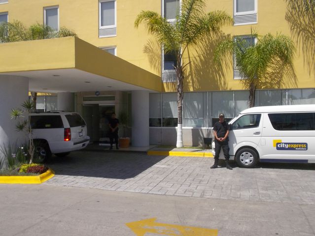 servicio hoteles city exprees león gto.